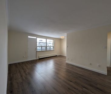 For Lease - 57 Parkwoods Village Drive Unit# 512, Toronto, Ontario - Photo 5