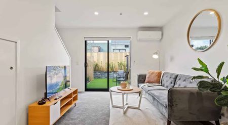 8/10 Fathom Place, Te Atatū Peninsula - Photo 4