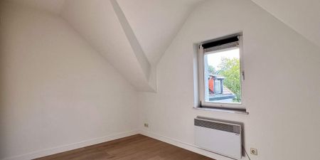 Appartement te huur in Lasne-Chapelle-Saint-Lambert voor € 795 met 1 slaapkamer - Photo 4