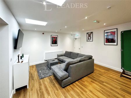 1 bedroom house to rent Melville Street, Wombwell, Barnsley, South Yorkshire, S73 - Photo 2