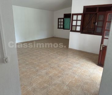 Location Appartement 4 pièces 91m² LE FRANCOIS 97240 - Photo 5