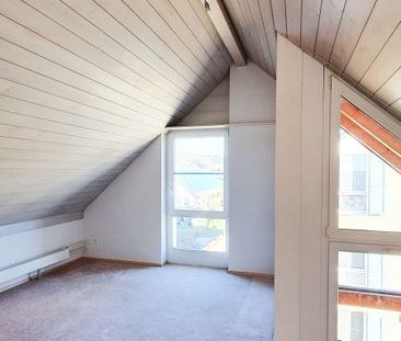 Helle 3.5-Zimmerwohnung im 2.OG mit Balkon - Photo 1