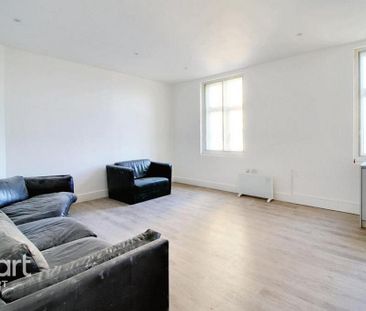 3 bedroom apartment to rent - Photo 3