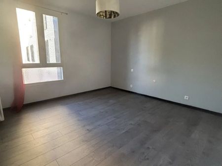 Location Appartement 3 pièces 70 m2 à Perpignan - Photo 4