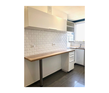 2 pièces - 40,41 m² - 4ème étage - Colocation non autorisée - Photo 2