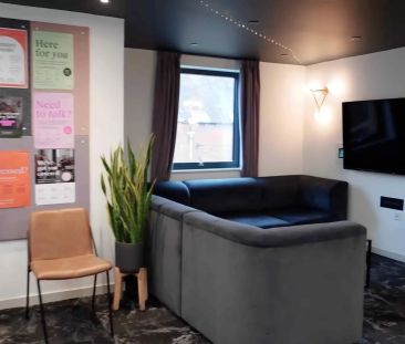 Silver Studio - Standard View | Upper Level - Photo 2