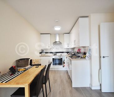 Goodmayes House, IG3, London - Photo 3