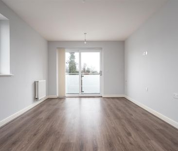 10 Swan Road, West Drayton, UB7 - Photo 1