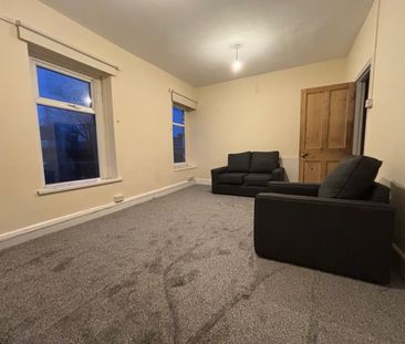 Penarth Road, Grangetown - Photo 1