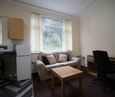 Apartment 2, 57 High Street - Photo 1