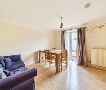 1 bedroom in a house share to rent - Photo 6
