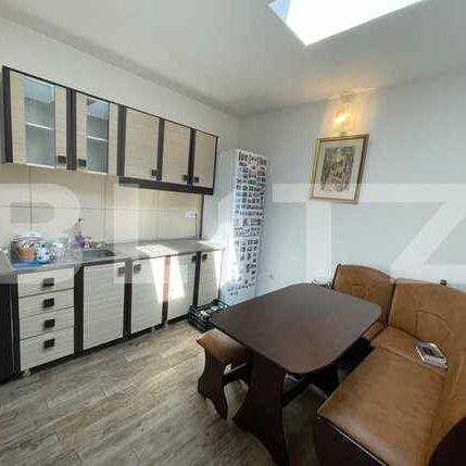 Apartament de 3 camere, decomandat, 70 mp, parcare, zona Piata Cipariu - Photo 1