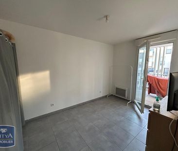 Location Appartement 2 pièces 39m² MARSEILLE 10ème - Photo 3