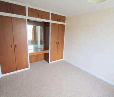 Albany Gardens, Hampton Lane, Solihull, B91 - Photo 3