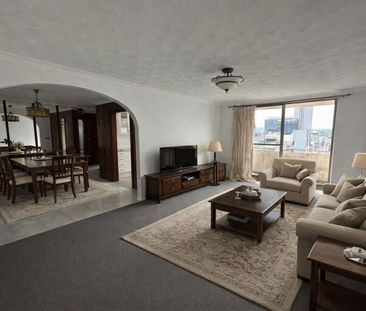 Prime Parramatta Location Opposite Westfield! - Photo 4