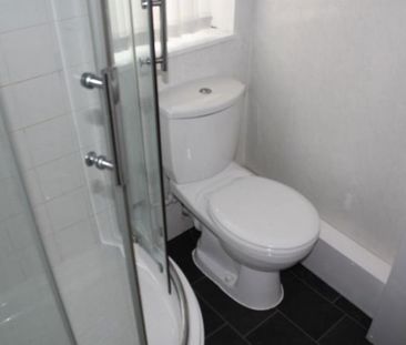 4 bedroom house to rent - Photo 2