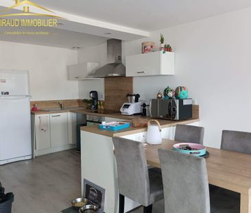 Location Appartement 4 pièces 90m² CHARLIEU 42190 - Photo 6