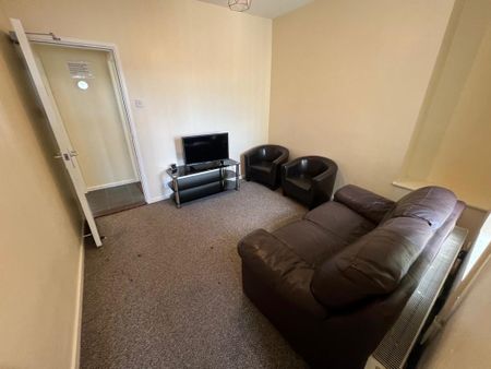 3 bedroom house share to rent - Photo 4