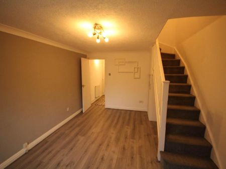 2 bedroom townhouse to rent - Photo 4