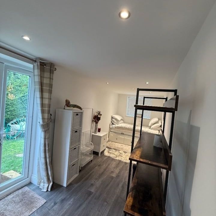 Studio Flat, Maycross Avenue, SM4 - Photo 1