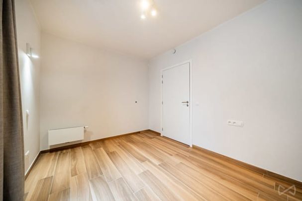 Appartement te huur - Foto 1