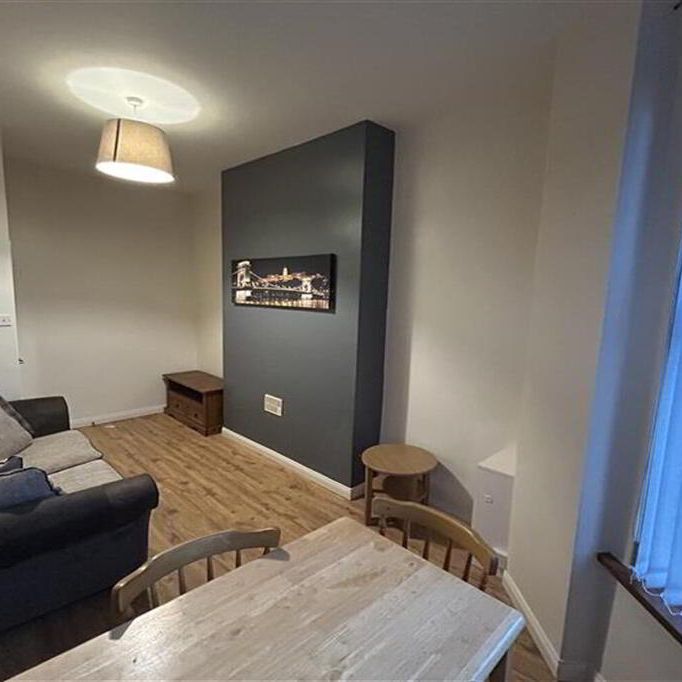 Flat 2, 40 Castleton Gardens, Belfast, BT15 3BY - Photo 1