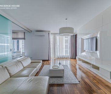 Warszawa, Śródmieście, Śródmieście Północne, Grzybowska - Zdjęcie 4