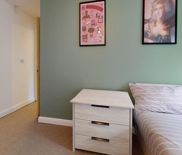 2 bedroom flat to rent - Photo 6
