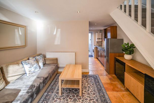 2 bedroom house to rent - Photo 1