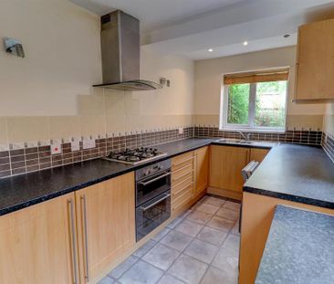 2 bedroom terraced house to rent - Photo 1