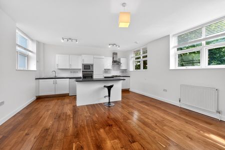 Norfolk Avenue, London, N15 6JX - Photo 5