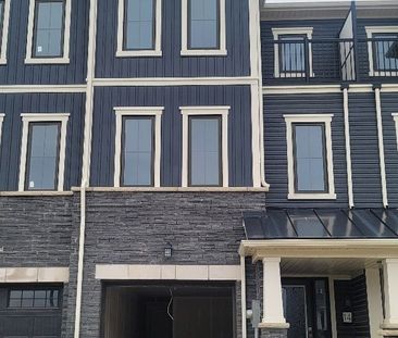 For Lease - 14 Baskett Street, Brantford, Ontario - Photo 2