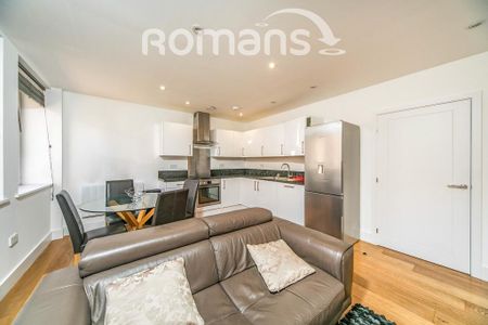 2 bedroom flat to rent - Photo 2