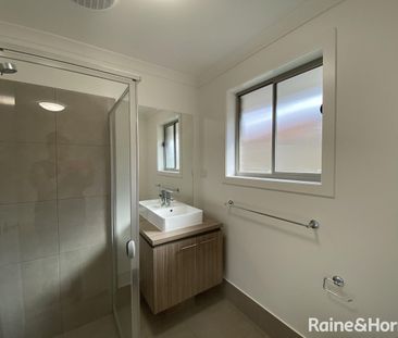 100 Keane Avenue, Munno Para West, SA 5115 - Photo 3