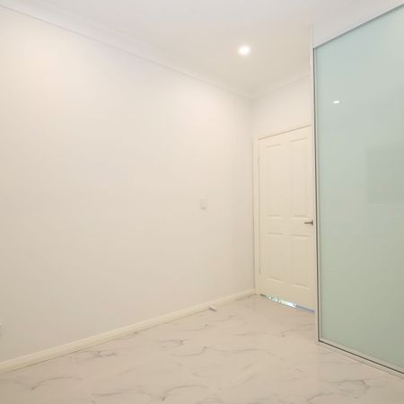 Brand New Two Bedroom Granny Flat with Water Included - Photo 4