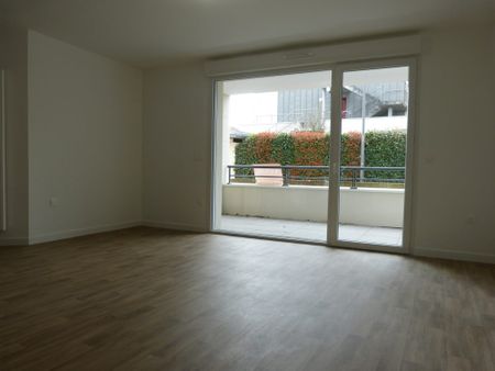 A LOUER : APPARTEMENT TYPE 3 A TOURS NORD Réf • GI-RC-G0477 - Photo 5