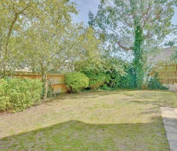 3 bedroom semi-detached house to rent - Photo 4