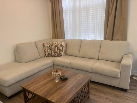 For Lease - 5 Antrin Street, Vaughan, Ontario - Photo 2