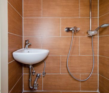 Altbauflair in zentraler Lage: Erdgeschosswohnung nahe der Hattinge... - Photo 6