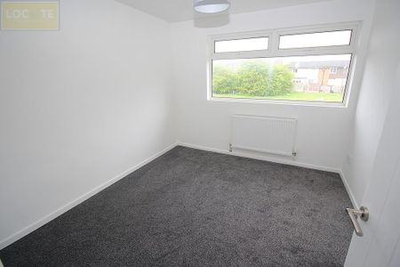 3 bedroom terraced house to rent - Photo 3