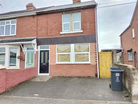 Cricklade Road, Swindon - Photo 2