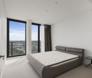 Amazing 3 Bedroom Unit in Infinity Fully Furnished - Photo 3