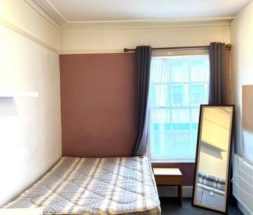 5 bedroom house to rent - Photo 2