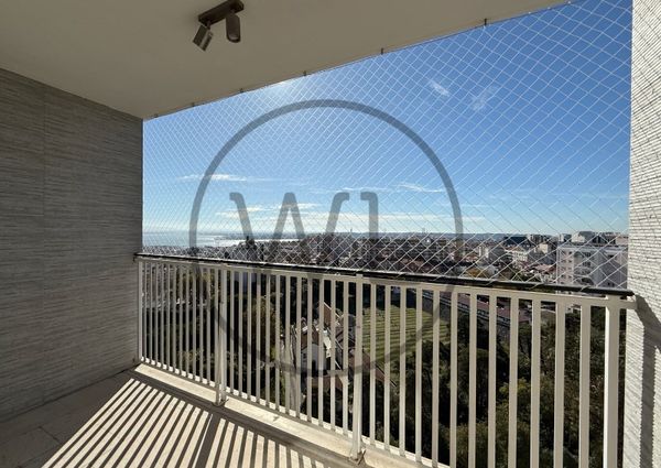 Apartamento T5+1 em Lisboa