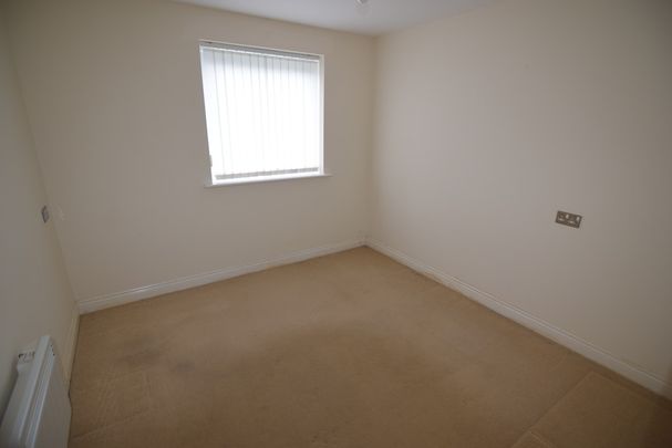 To Let 2 Bed Ground Floor Flat - Photo 1