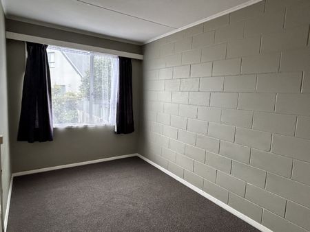 Two Bedroom Unit in Redwoodtown - Photo 2