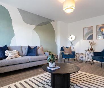 3 bedroom semi-detached house to rent - Photo 1