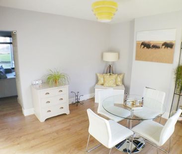 2 bedroom terraced house to rent - Photo 3