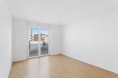 Apartment - Photo 4