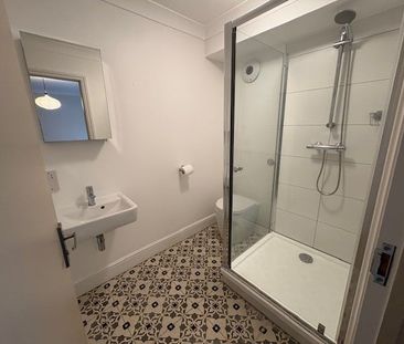 2 Bed Flat, Lansdowne Way, SW8 - Photo 5